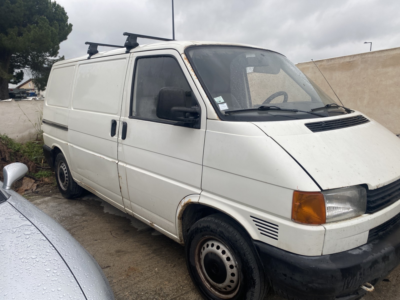 Remise en état d’un moteur cassé sur fourgonnette, Volkswagen T4 à Vendargues